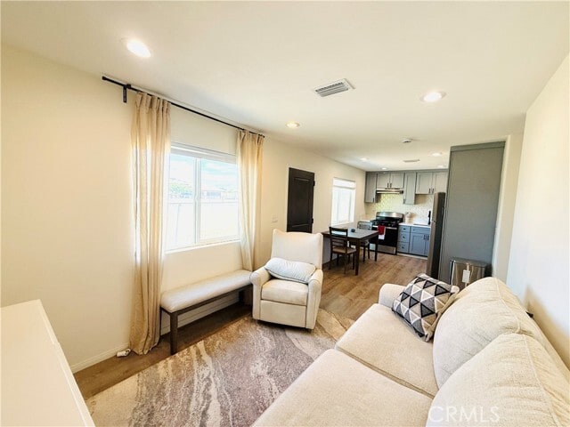 Photo - 14080 Mohawk Rd