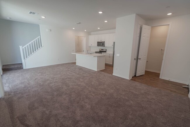 Photo - 3 Bedrooms in the Five Points Community of Valencia!