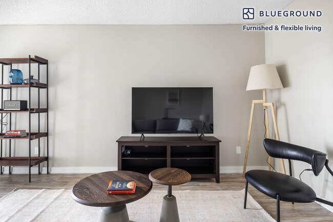 Photo - 615 S Catalina Ave Unit SI FL2-ID438