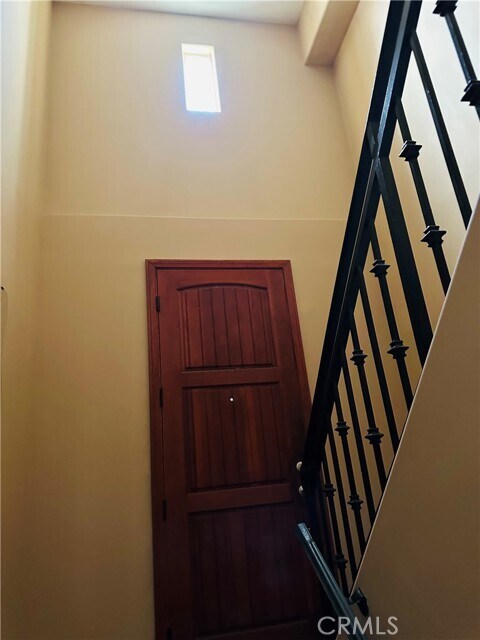 Photo - 5555 Carpenter Ave