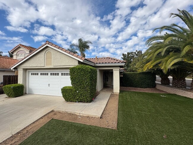 Building Photo - Charming San Marcos Home with Spacious Yar...