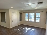 Photo - Spacious 4+2 SFR, 3 blocks from LMU, firep... House