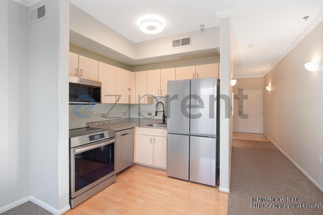 Photo - 1643 Sixth Ave