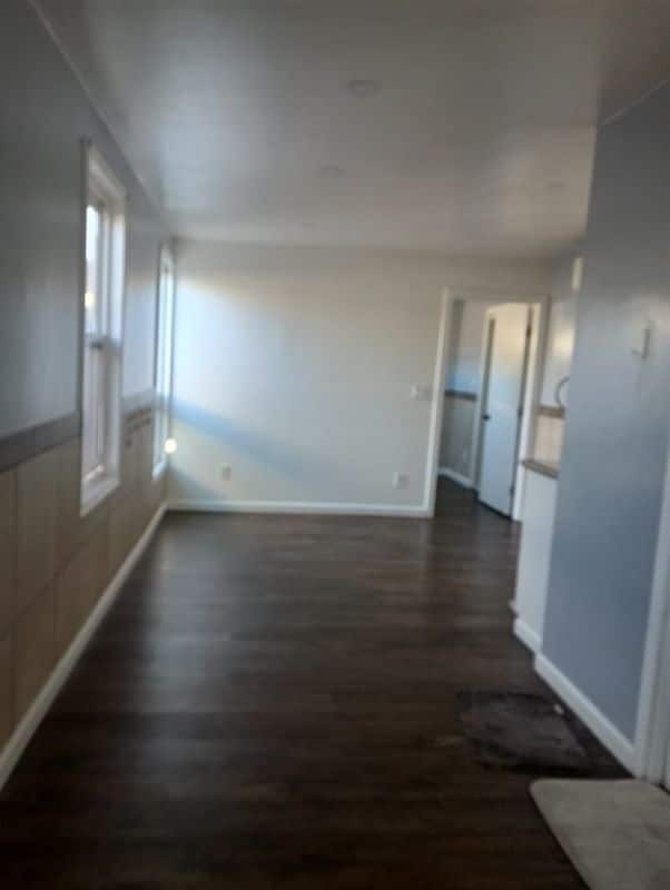 Photo - 3867 Winona Ave