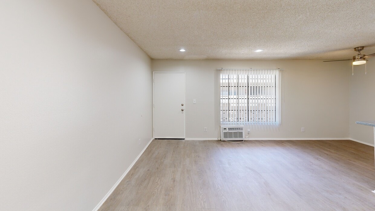 3D Tour - Vassar Carriage House Apartments