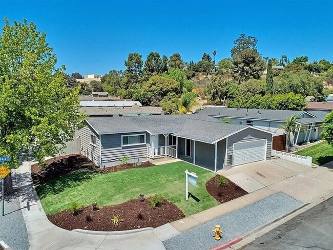 Building Photo - 5902 Baja Dr
