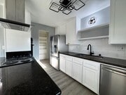 Photo - 2836 Washington St