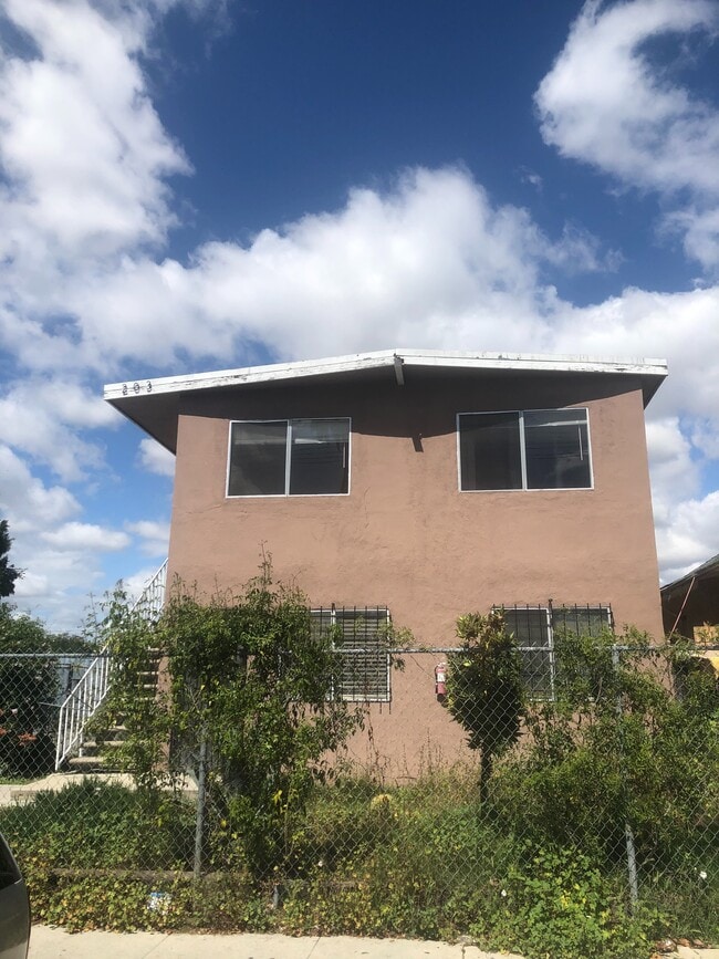 Photo - 203 E 53rd St Unit #3