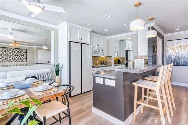 Photo - 711 Pacific Coast Hwy Unit 421