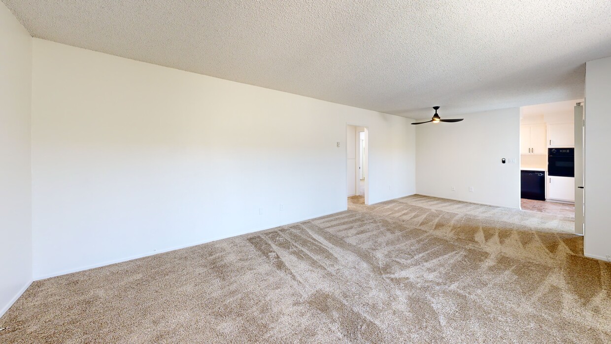 3D Tour - 21025 Victor St.