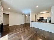 Photo - Enjoy one of the most walkable neighborhoods in LA