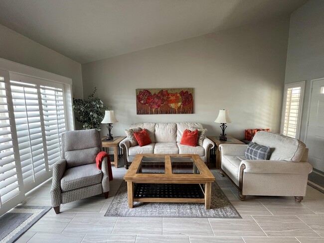 Photo - 160 Desert Falls Cir