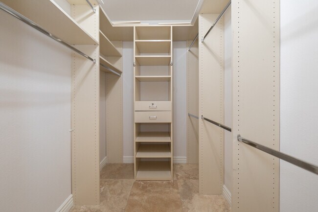 Photo - 171 N Church Ln