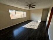 Photo - 2813 Independence Ave