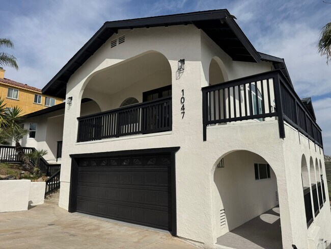 Photo - Sangamon Ave Unit House