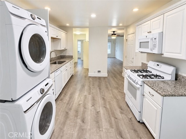 Photo - 1715 N Glenoaks Blvd