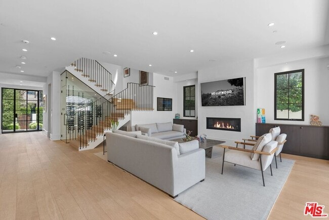 Photo - 6360 Drexel Ave