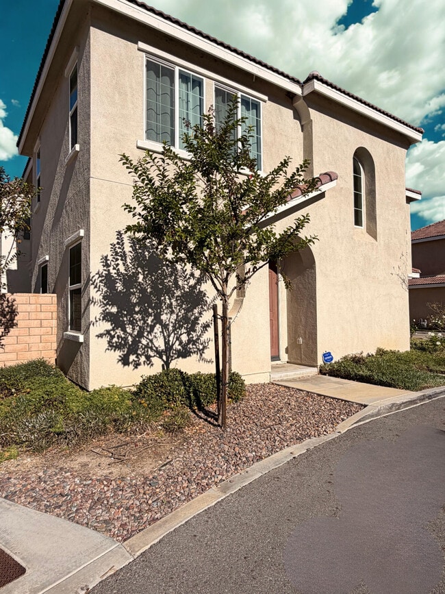 Photo - 5348 N Alumni Ln