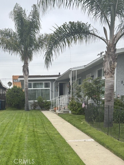 Building Photo - 8432 Barnsley Ave
