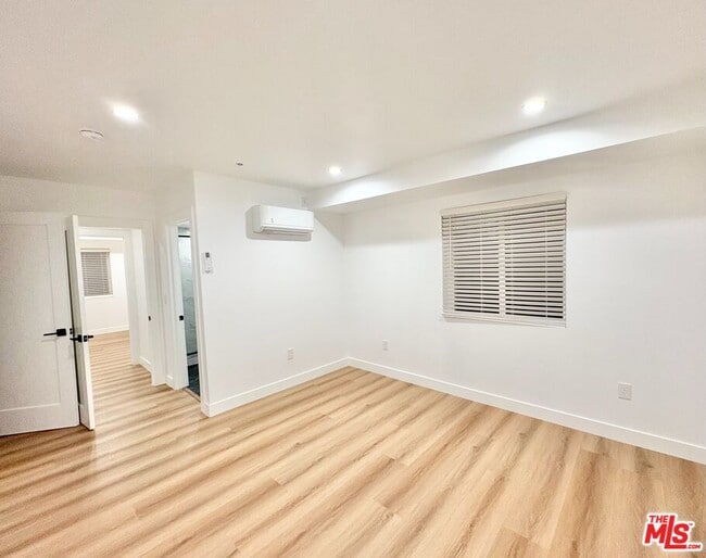 Photo - 4512 St Elmo Dr Unit 1/4