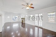 Photo - 1464 W 24th St House