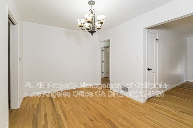 Photo - 215 N Western Ave