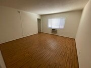 Photo - 20336 Cohasset St