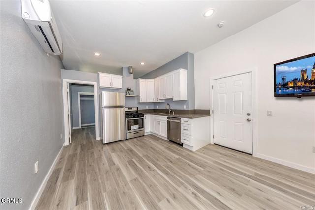Photo - 6854 N Figueroa St