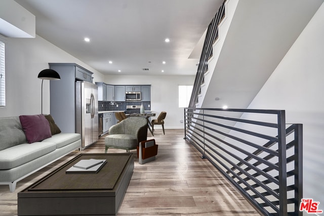 Photo - 1129 S Harvard Blvd Condo
