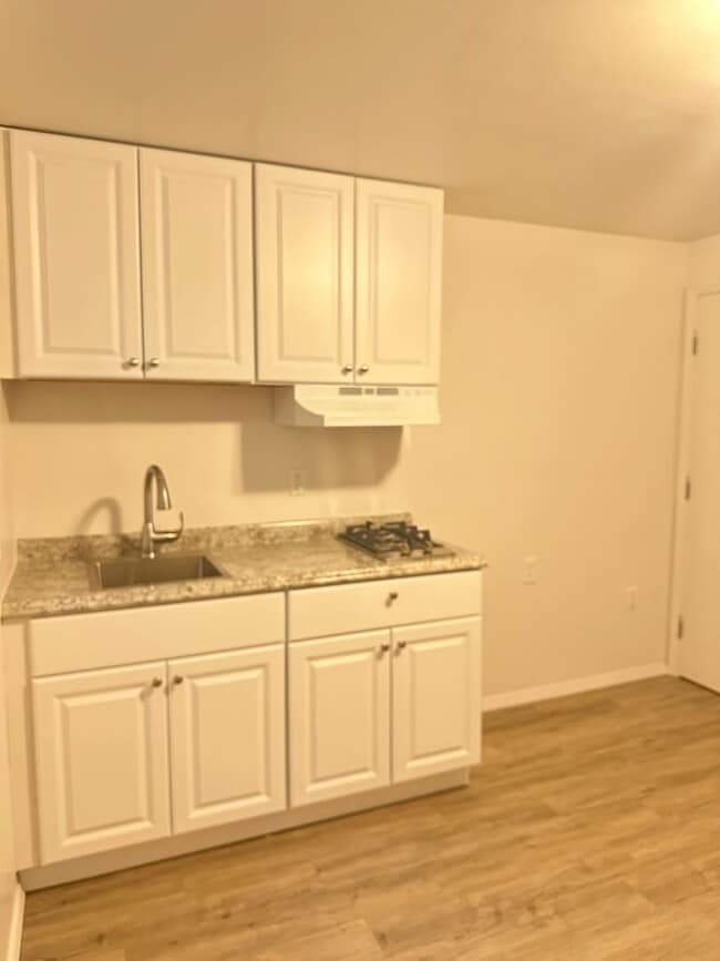 Photo - Studio Unit #3