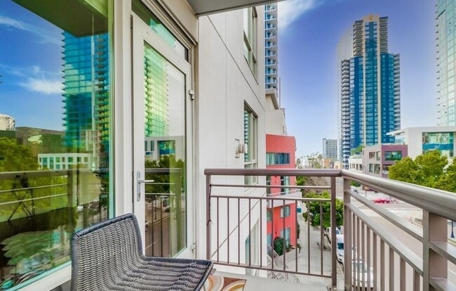 Photo - 1240 India St Unit 417