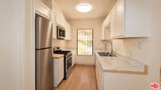 Photo - 633 Hayworth Ave Unit 3