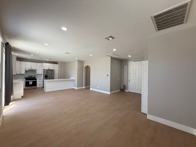 Photo - Lancaster Remodeled 3 bedroom - Available Now! Unit 1786