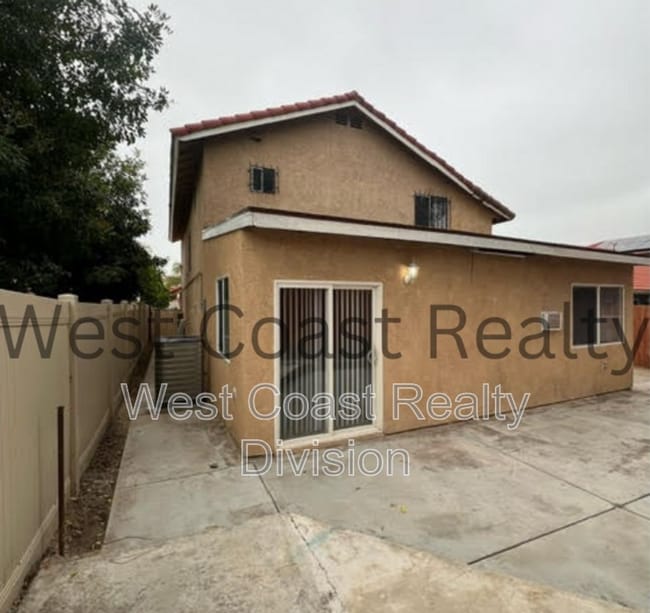 Photo - 1847 S Raintree Pl