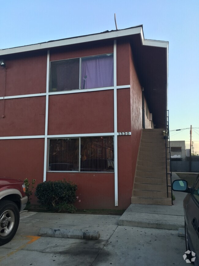 Building Photo - 1336 W 227th St Unit 1 Rental