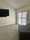 Photo - 6060 Oak St