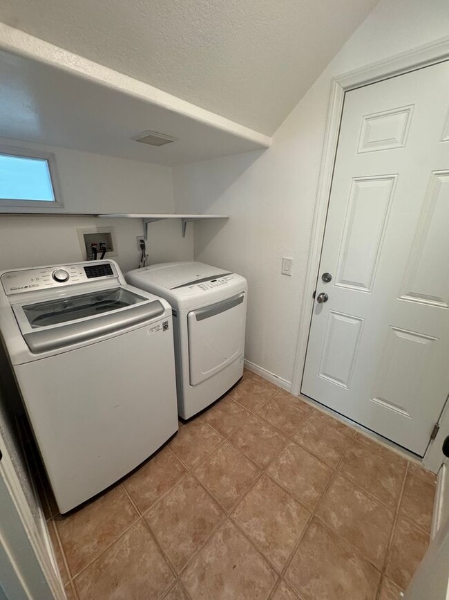 Photo - Comfort and Community in Thousand Oaks