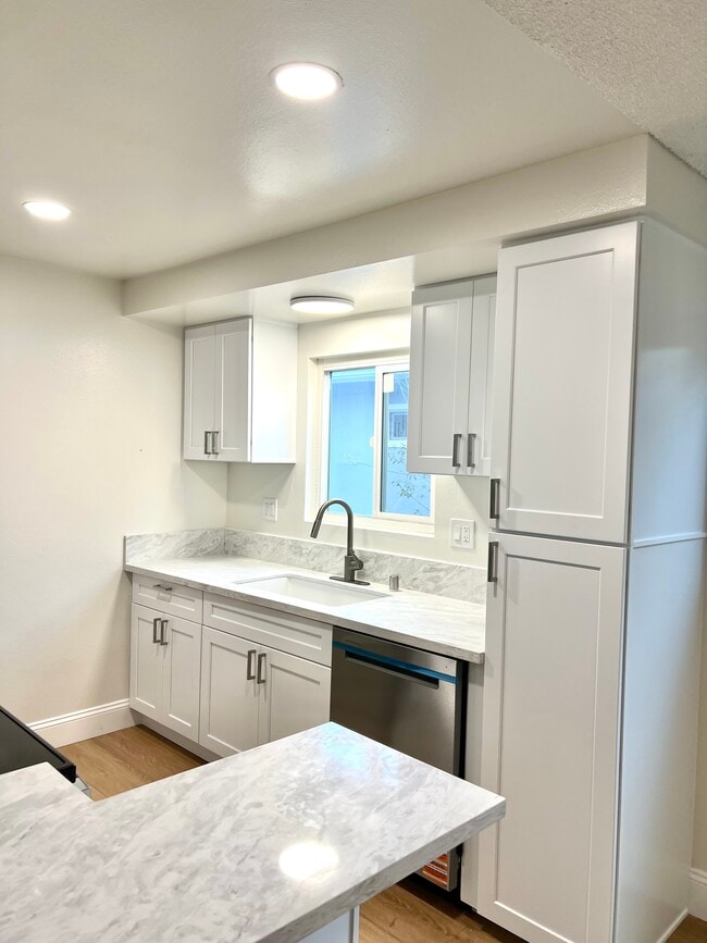 Photo - 1218 Amethyst St Unit C