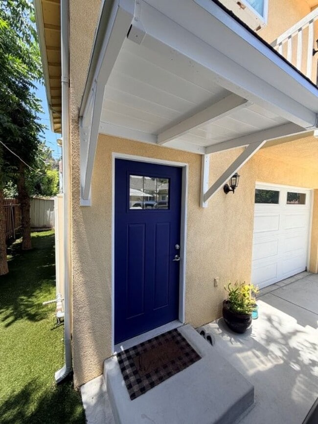 Photo - 4545 Vesper Ave