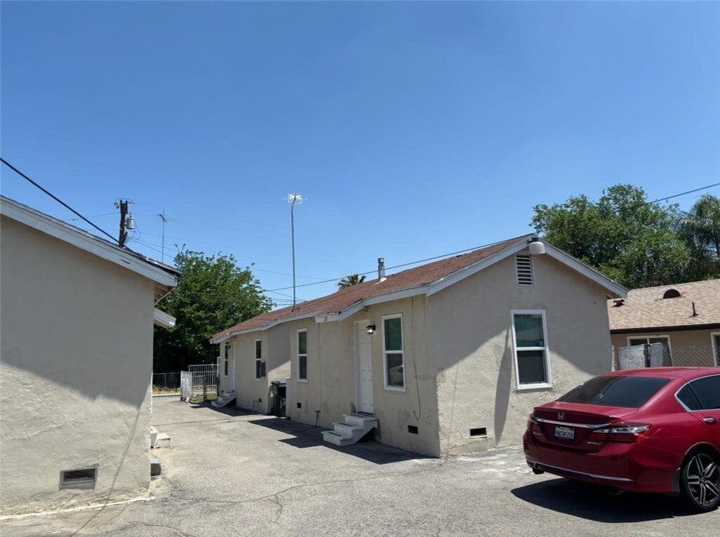 Photo - 126 S Giovanola Ave House