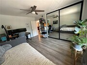 Photo - 14623 Weddington St