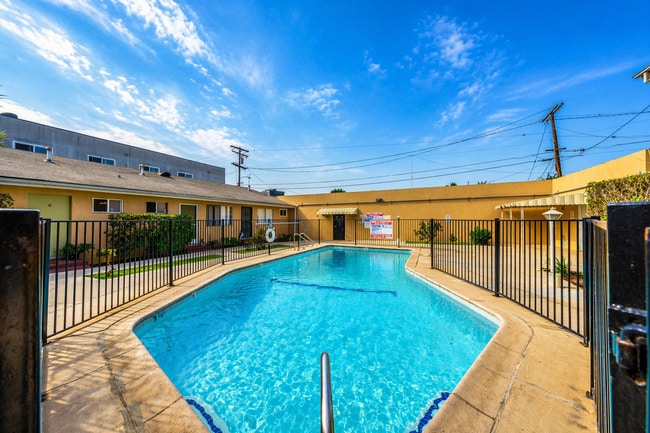 Photo - 803 Java Ave Inglewood, CA 90301
