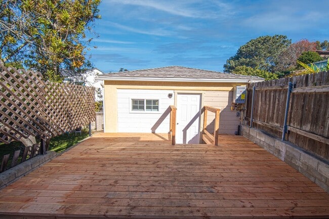 Photo - !!!!!Beautiful, Cozy Renovate Studio Apartment!!!!!