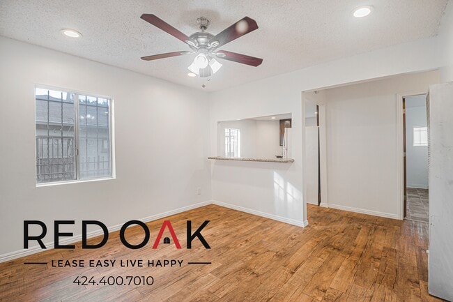 Building Photo - 1309 W 36th Pl