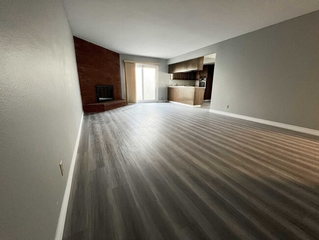 Photo - 20433 Pacific Dr