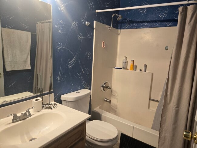 Photo - 5488 Dobbs St Unit 2321 Highbury