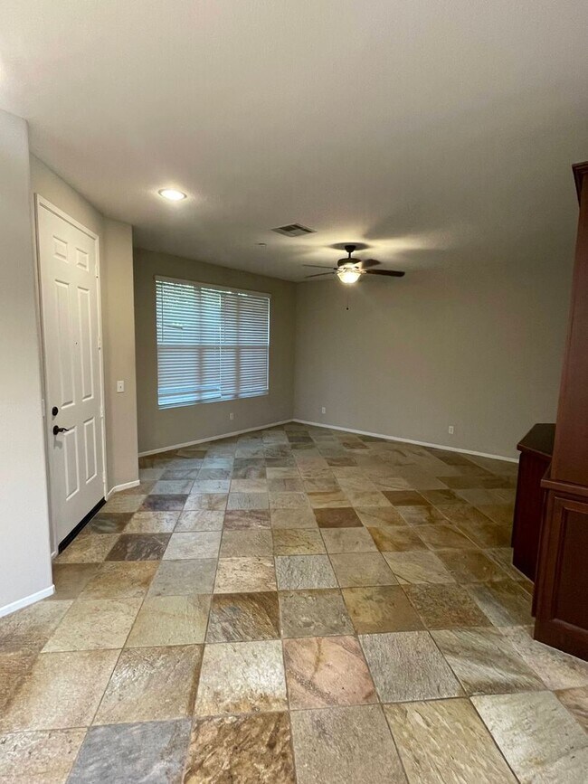 Photo - Beautiful Three Story Townhome In San Elijo Hills