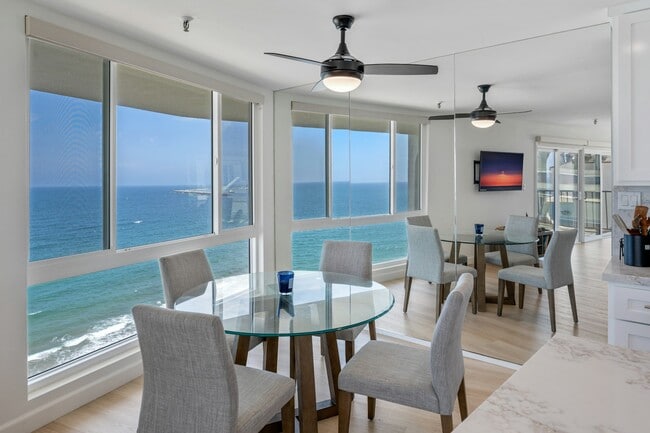 Photo - 565 Esplanade Unit 316