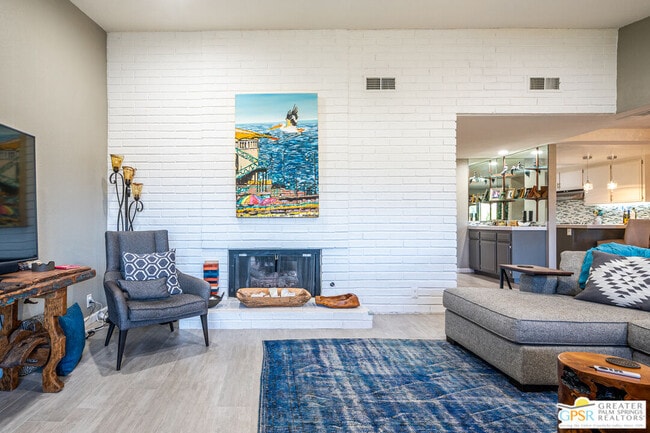 Photo - 99 Camino Arroyo N