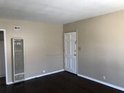 Photo - 5458 Kinston Ave Unit 5464